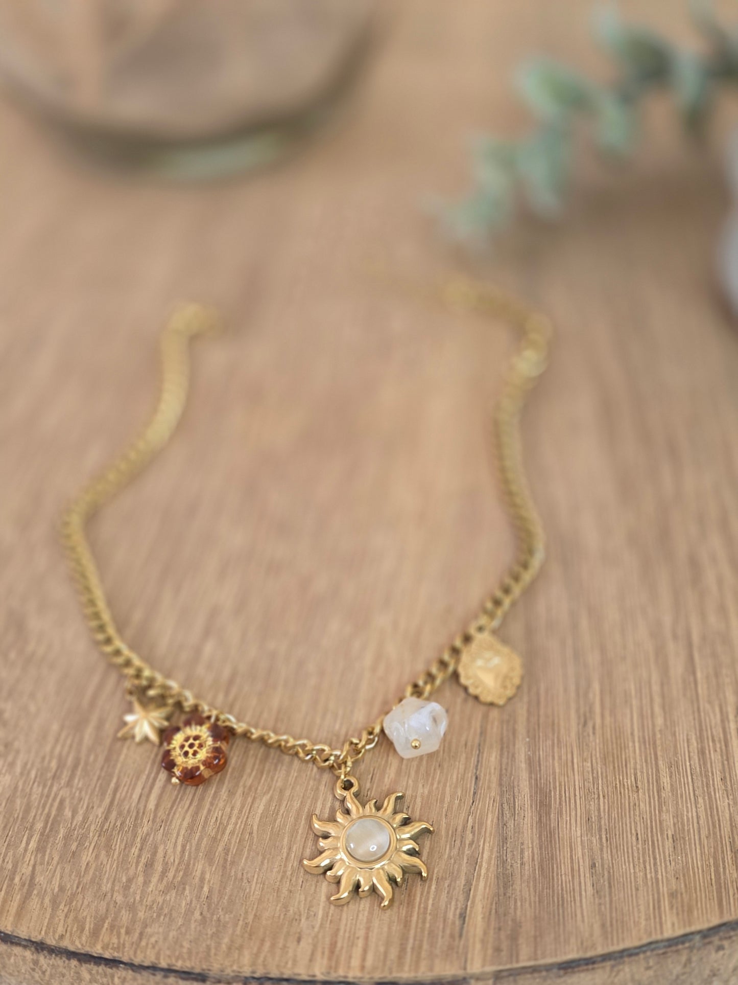 Collier Solal